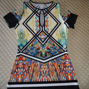 Cold Shoulder SMOKIN HOT Bisou Bisou Small Top with Lace Trim